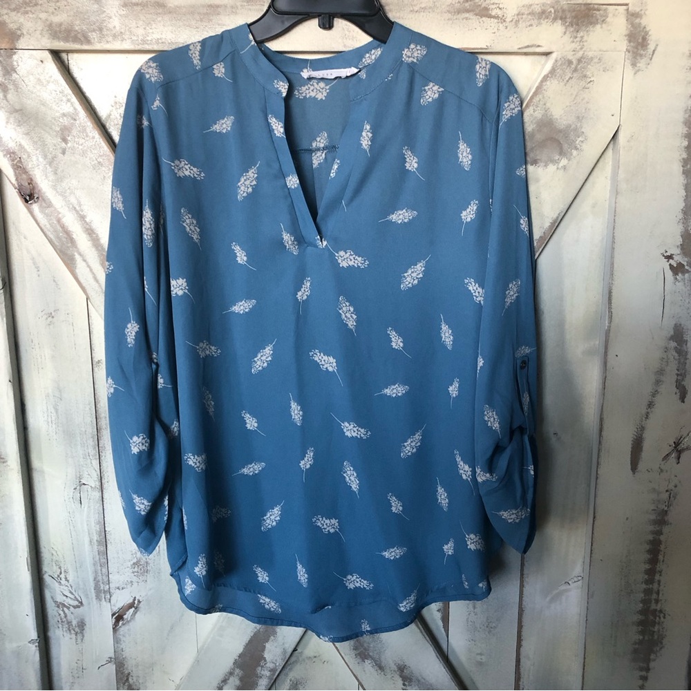 Stitch fix blue top lush